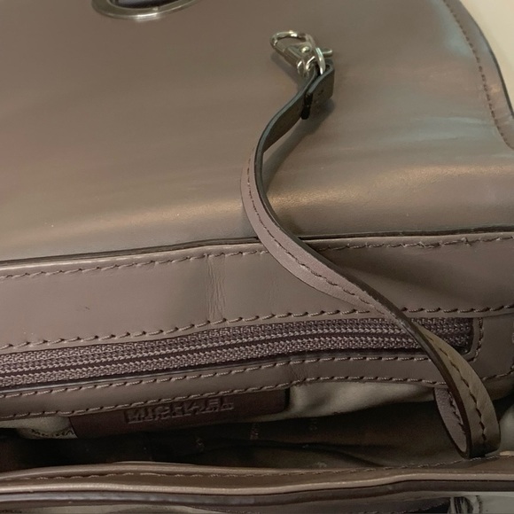 Michael Kors Snakeskin Crossbody Bag Women’s Half Moon Purple Top Handle Purse - Picture 4 of 16